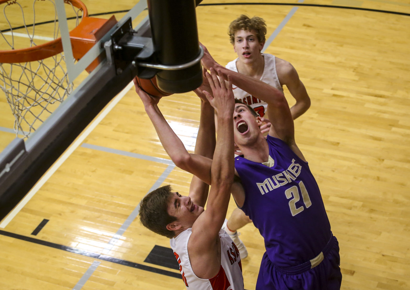 010918-MUSCATINE-ASSUMPTION-BASKETBALL-003